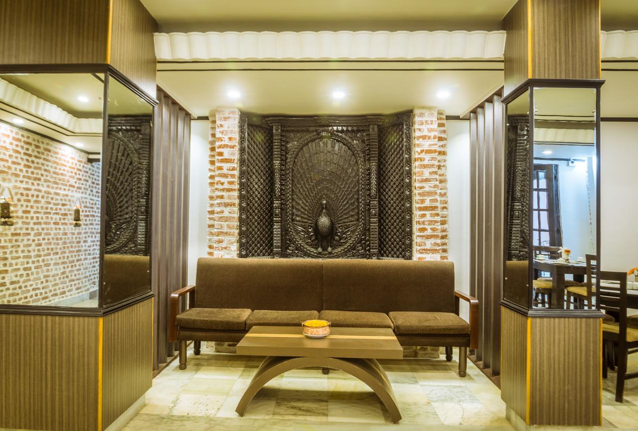 Harati Manor Inn Kathmandu Exterior photo