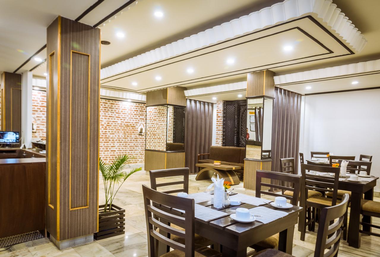 Harati Manor Inn Kathmandu Exterior photo