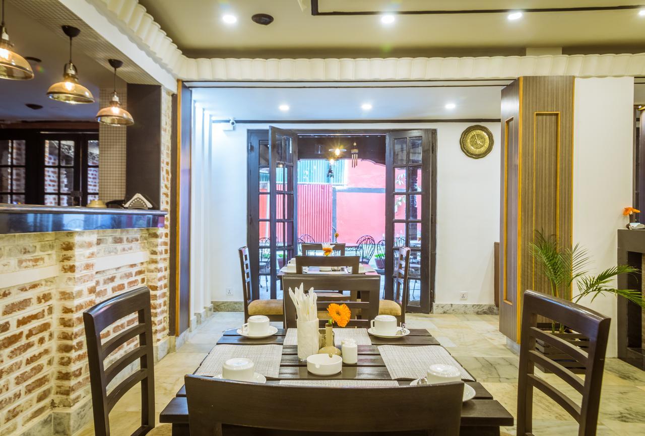 Harati Manor Inn Kathmandu Exterior photo